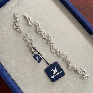 Swarovski bracelet with two extensions